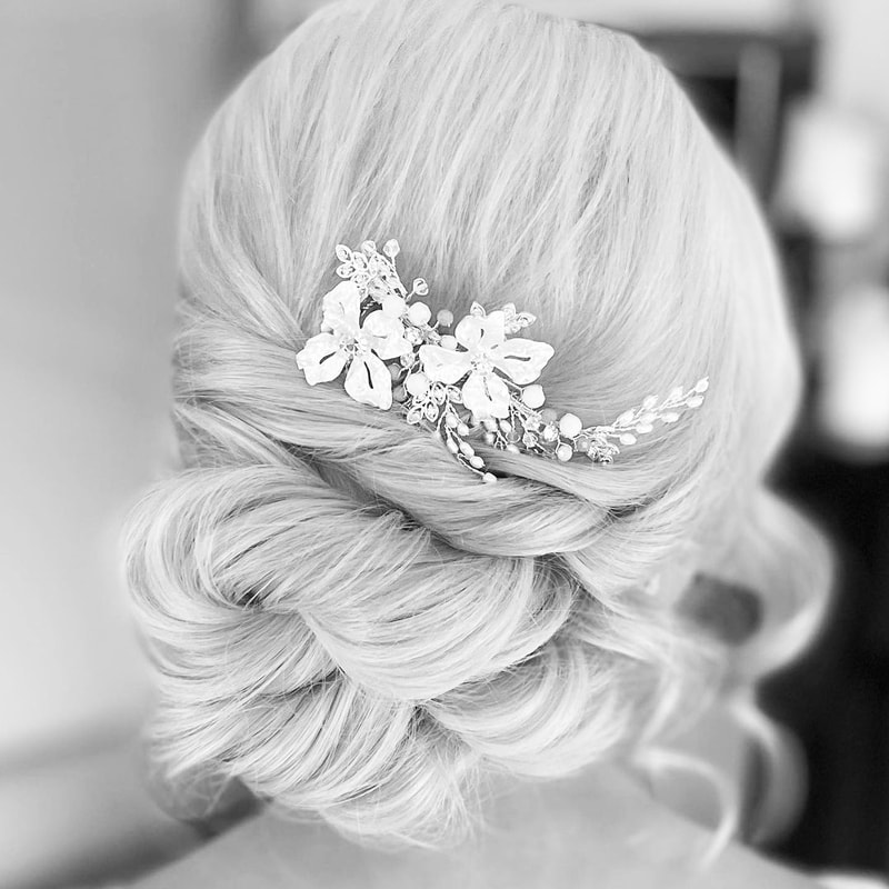 Do you need a wedding hair stylist in Fuengirola on the Costa del Sol? click here and make an appointment